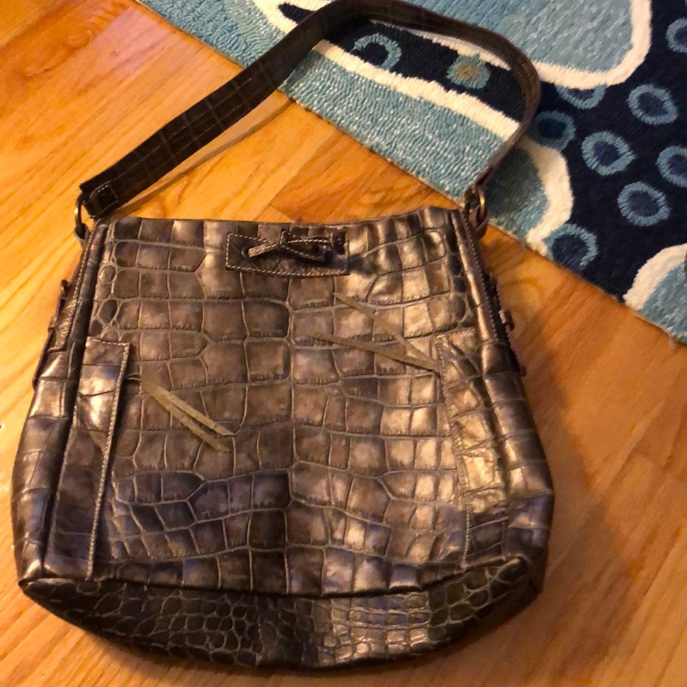 Shoulder bag